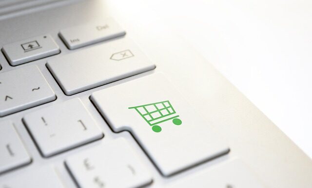 Ile bank pobiera za płatność kartą? Ile bank pobiera za płatność kartą?