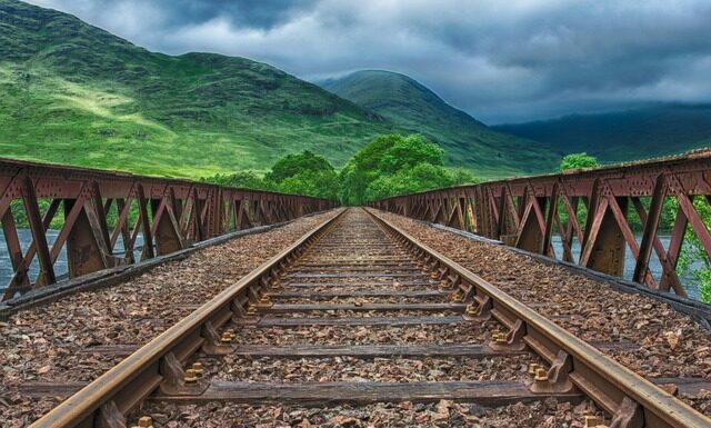 Ile jedzie pociąg do Pragi? Ile jedzie pociąg do Pragi?