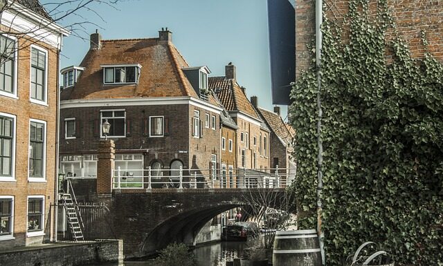 Czy Holandia jest bogatsza od Polski? Czy Holandia jest bogatsza od Polski?