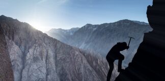 Ile trzeba zapłacić za 100 koron czeskich?