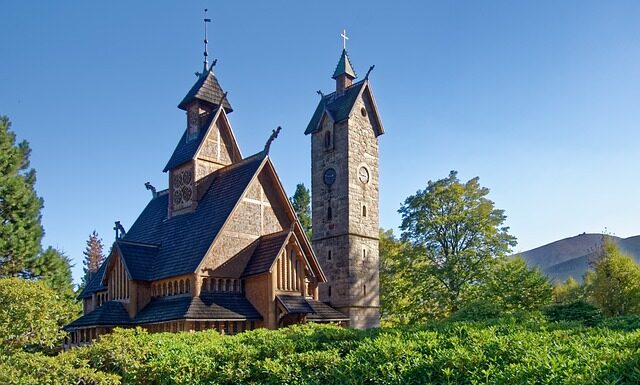 Jak daleko jest z Karpacza do skalnego miasta? Jak daleko jest z Karpacza do skalnego miasta?